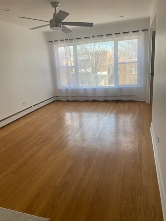 $1,975 | 5530 North Mango Avenue, Unit 2, Chicago, IL 60630