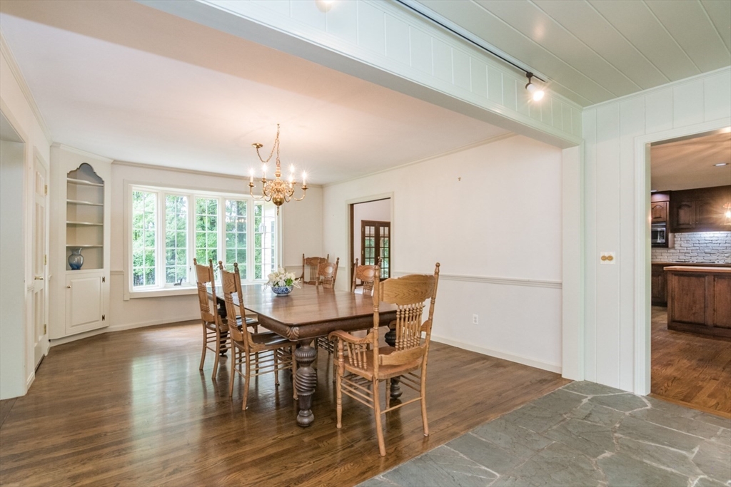 100 Hilltop Road Longmeadow, MA 01106 - Photo 20 of 42