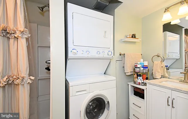 $479,900 | 9 White Oak Road, Fleetwood, PA 19522