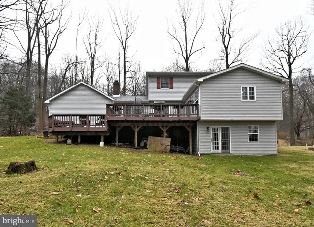 $479,900 | 9 White Oak Road, Fleetwood, PA 19522