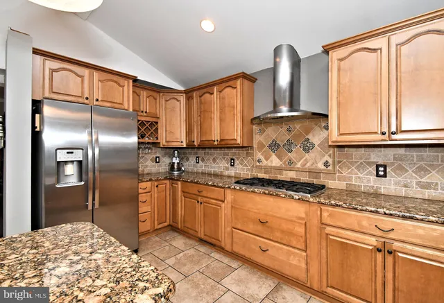 $479,900 | 9 White Oak Road, Fleetwood, PA 19522