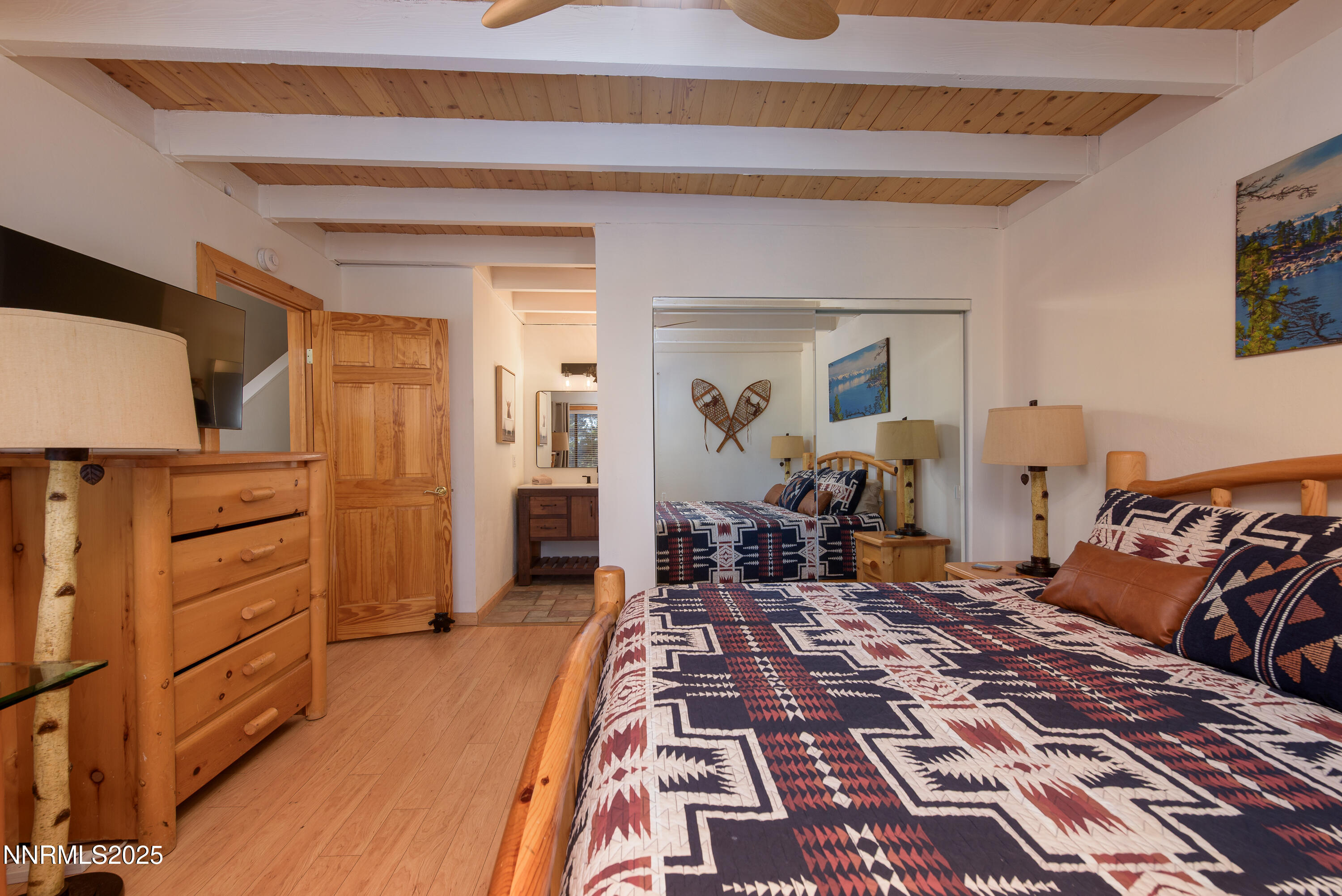 233 Clubhouse Circle Stateline, NV 89449 - Photo 12 of 27 233 Clubhouse Circle-29