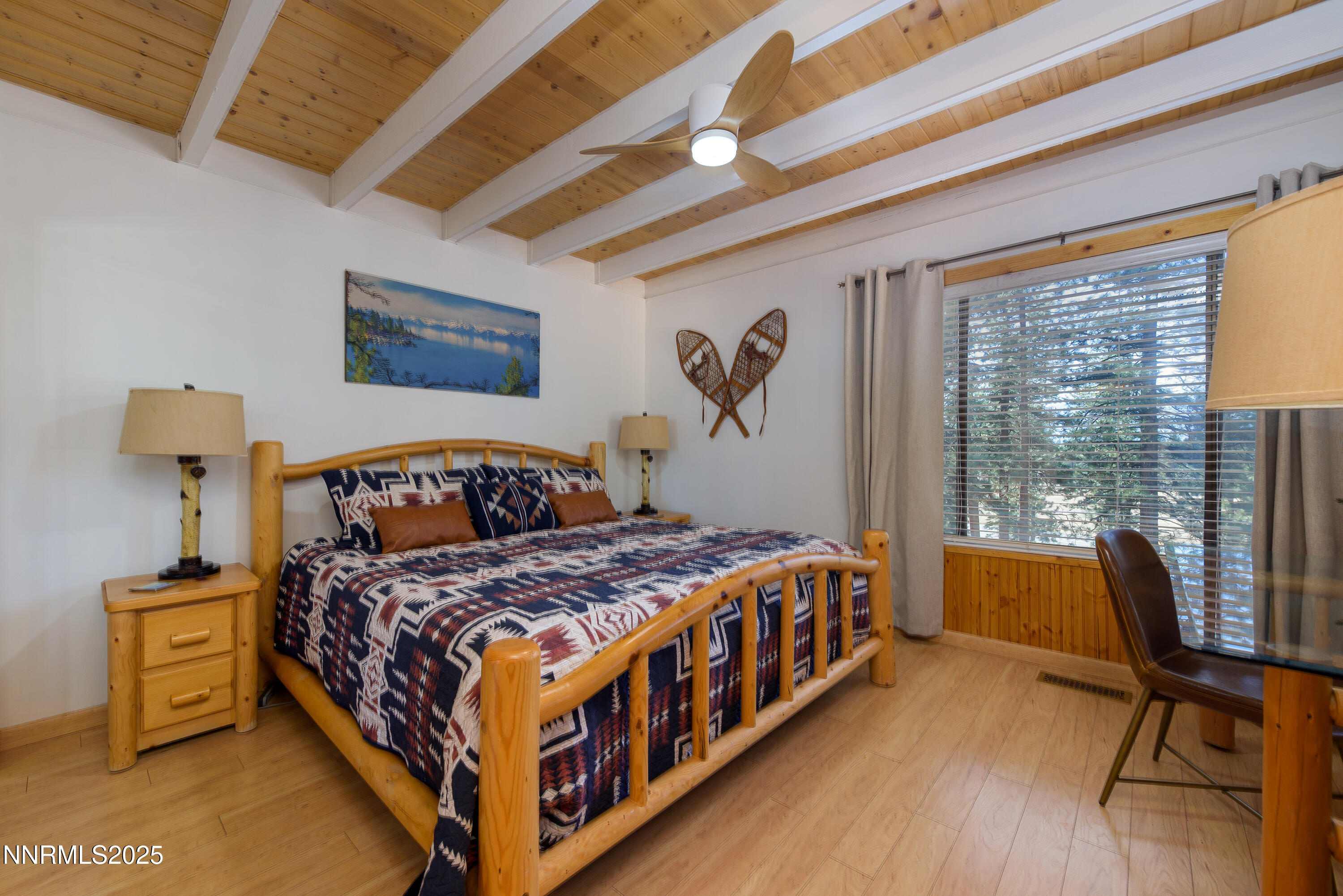 233 Clubhouse Circle Stateline, NV 89449 - Photo 5 of 28 233 Clubhouse Circle-31