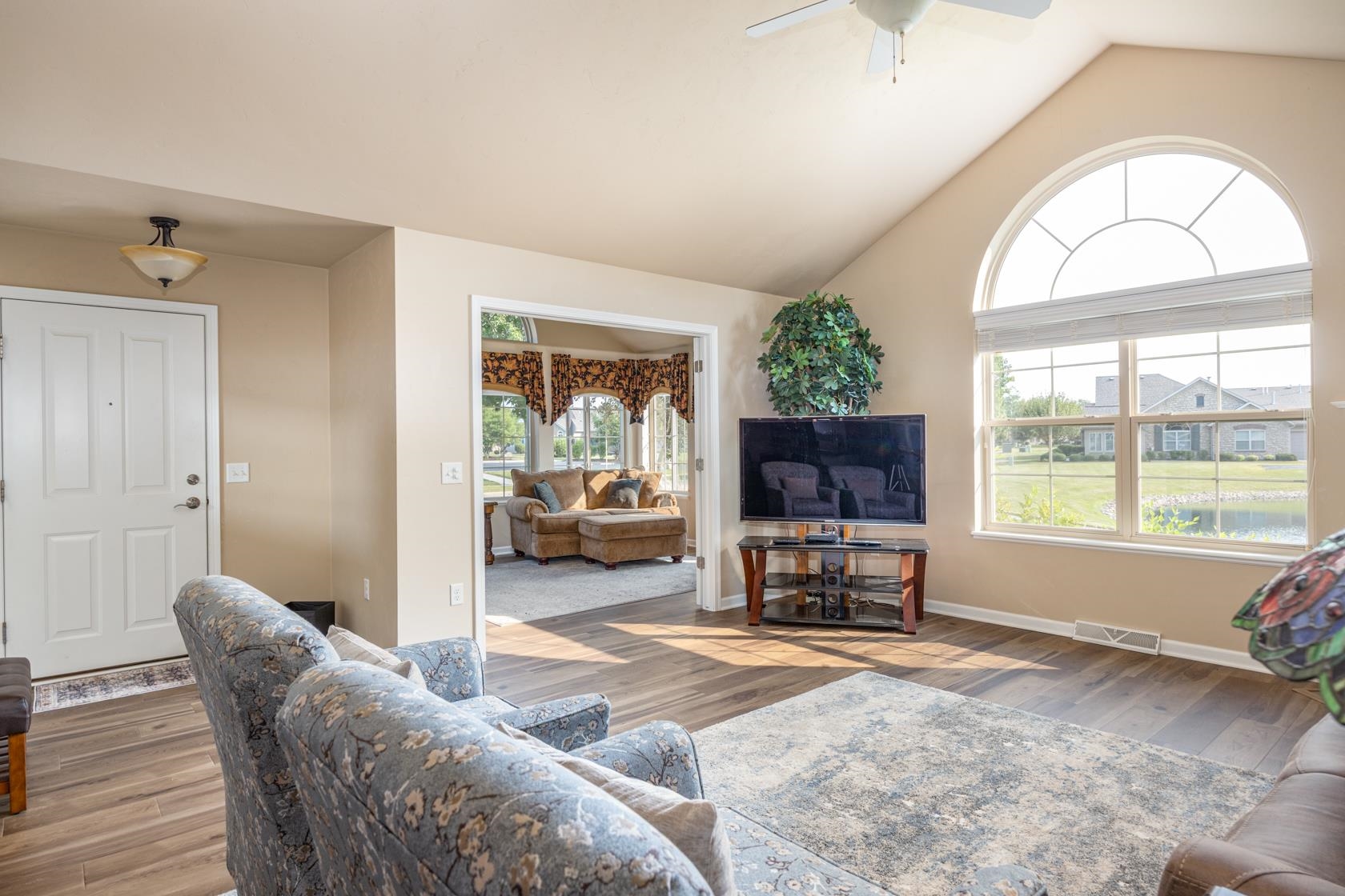 2306 East Sienna Way Appleton, WI 54913 - Photo 4 of 43