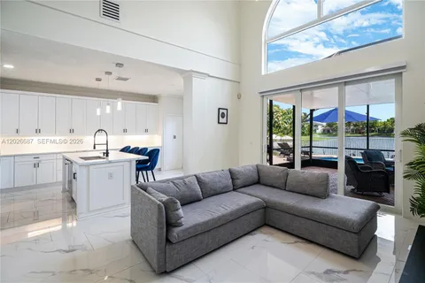 $899,000 | 18451 Northwest 13th Street, Pembroke Pines, FL 33029
