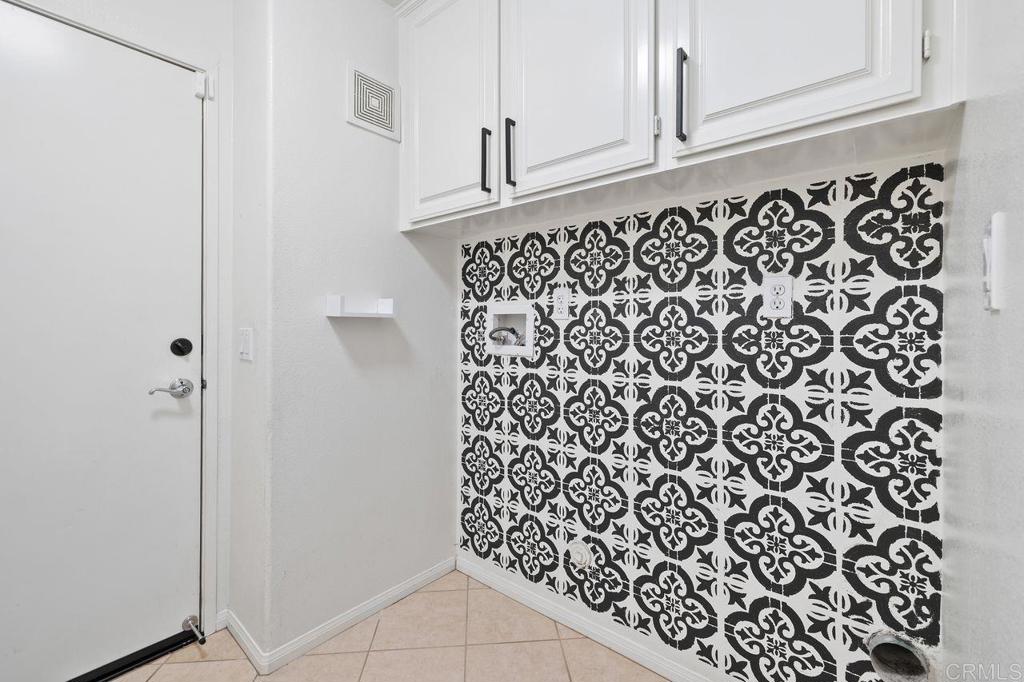 112 Via Sovana Santee, CA 92071 - Photo 10 of 52