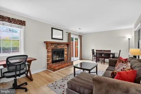 $699,900 | 10419 Courthouse Drive, Fairfax, VA 22030