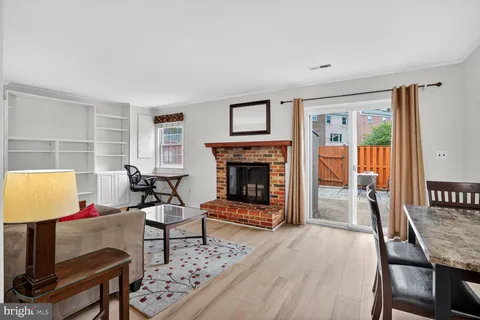 $699,900 | 10419 Courthouse Drive, Fairfax, VA 22030