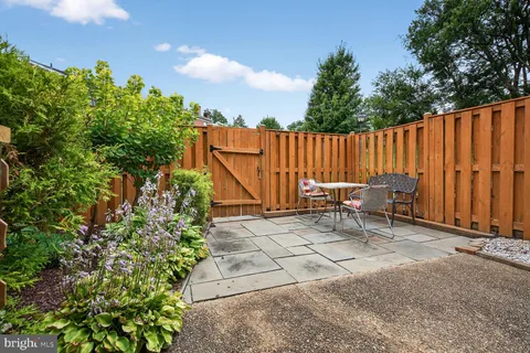 $699,900 | 10419 Courthouse Drive, Fairfax, VA 22030