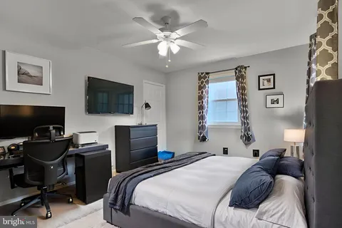 $699,900 | 10419 Courthouse Drive, Fairfax, VA 22030