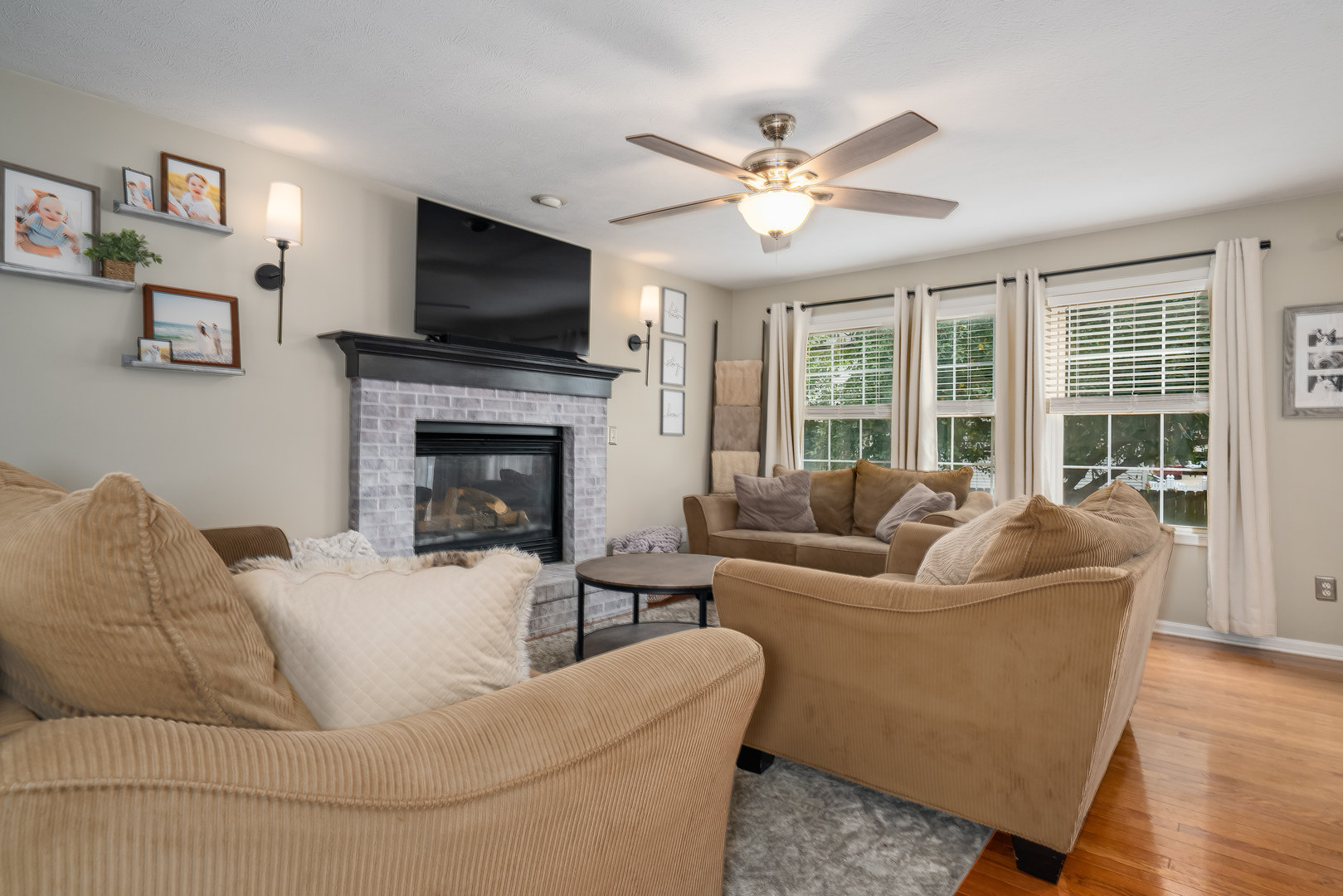 3 Kylemore Road Bloomington, IL 61704 - Photo 3 of 34 Gallery Image 3