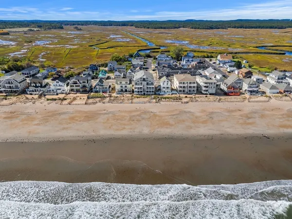 $549,990 | 178 North End Boulevard, Unit G, Salisbury, MA 01952