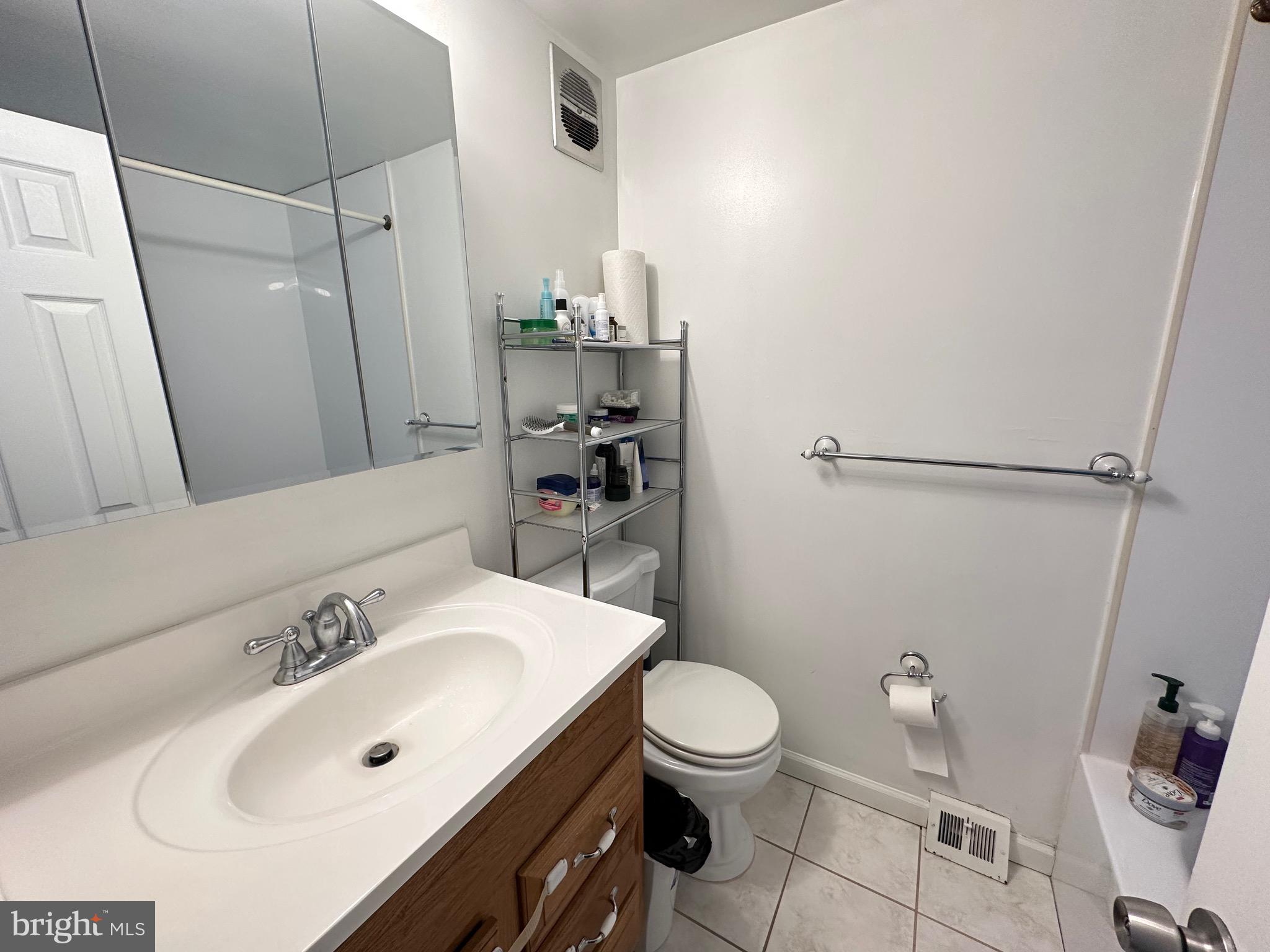 3544 Brookview Road Philadelphia, PA 19154 - Photo 9 of 22