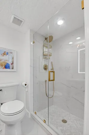 $9,500 | 7455 Glendevon Lane, Unit 206, Delray Beach, FL 33446