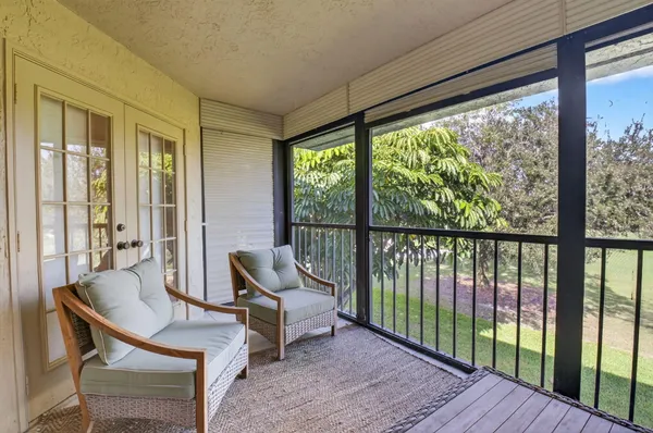 $9,500 | 7455 Glendevon Lane, Unit 206, Delray Beach, FL 33446