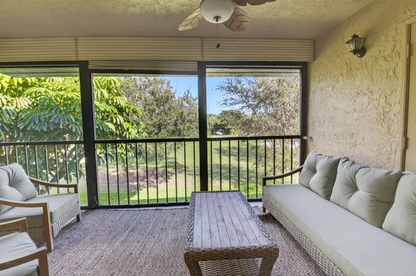 $9,500 | 7455 Glendevon Lane, Unit 206, Delray Beach, FL 33446