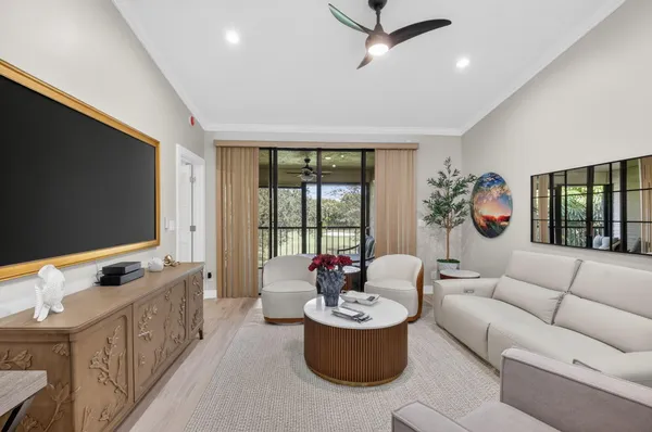 $9,500 | 7455 Glendevon Lane, Unit 206, Delray Beach, FL 33446