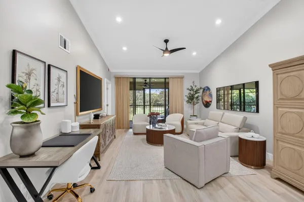 $9,500 | 7455 Glendevon Lane, Unit 206, Delray Beach, FL 33446