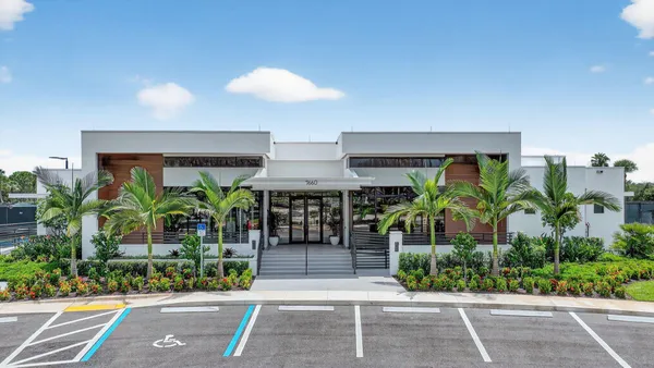 $9,500 | 7455 Glendevon Lane, Unit 206, Delray Beach, FL 33446