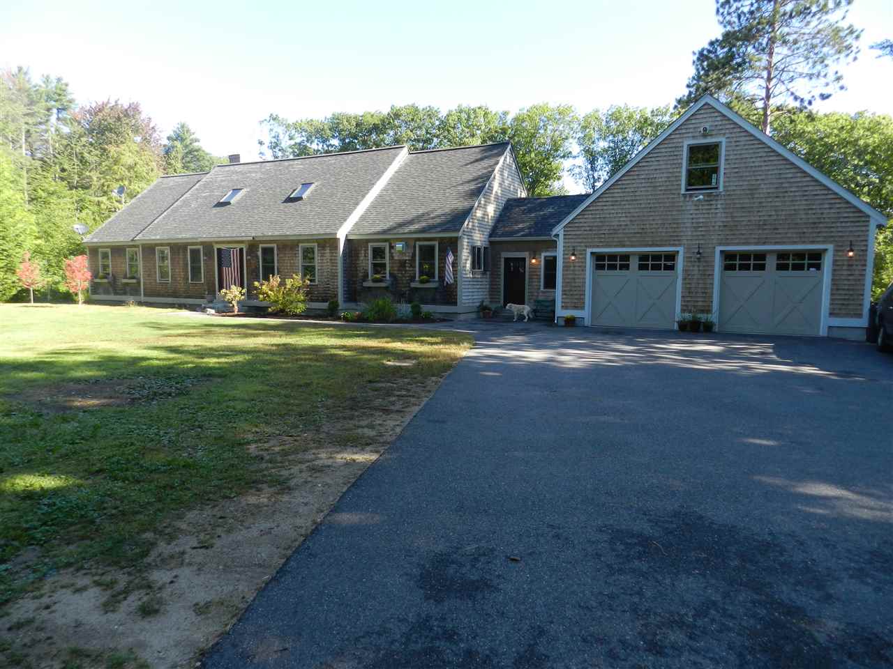 340 Wentworth Road Brookfield, NH 03872 - Photo 1 of 2