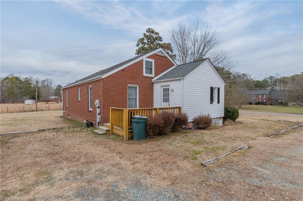 2581 Rowe Road Lexington, NC 27295 - Photo 6 of 27 Gallery Image 6