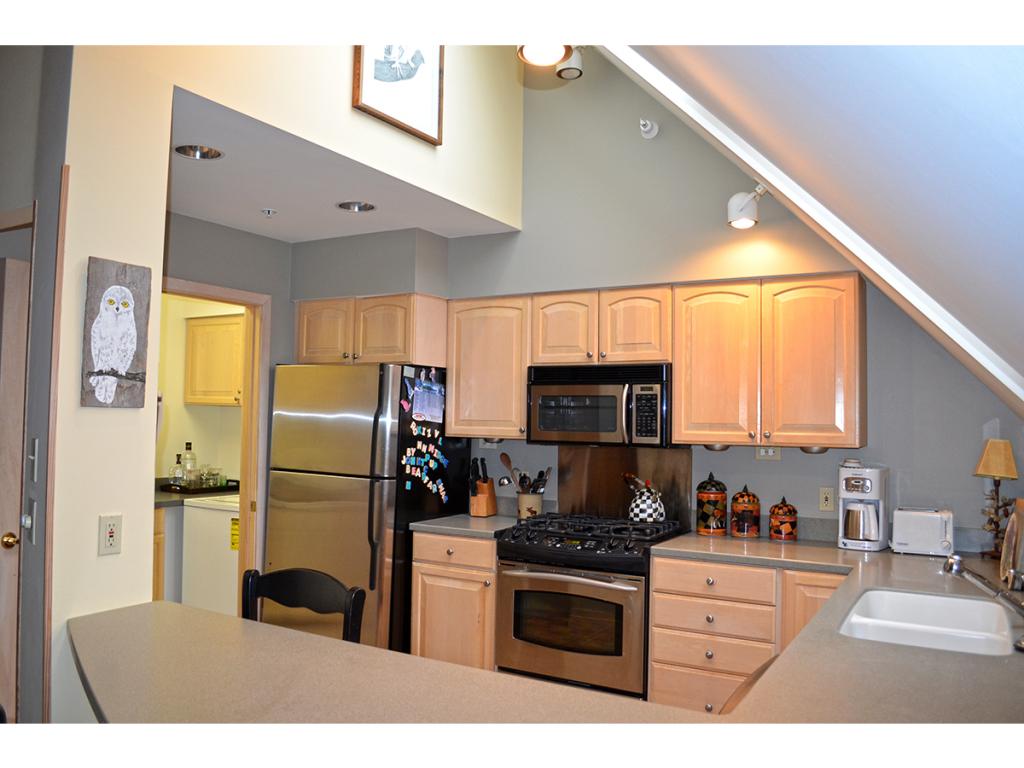 24 Ledgewood Road, Unit B6/B4 Ludlow, VT 05149 - Photo 10 of 29 Gallery Image 10