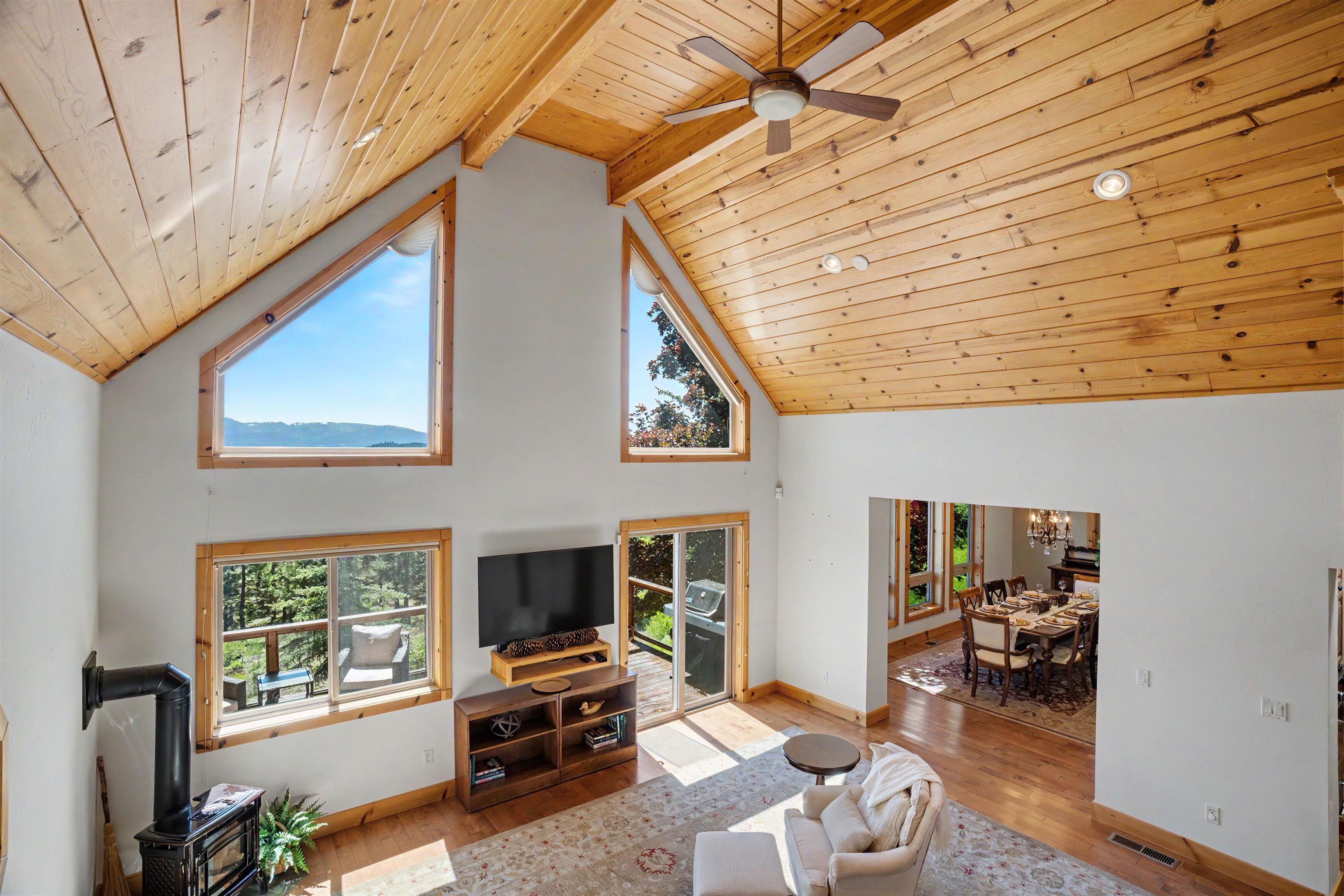 14509 Wolfgang Road Truckee, CA 96161 - Photo 5 of 28