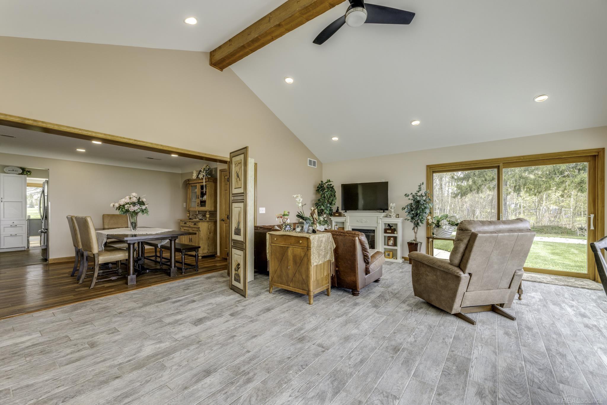 6655 Lakeshore Road Lexington, MI 48450 - Photo 25 of 99