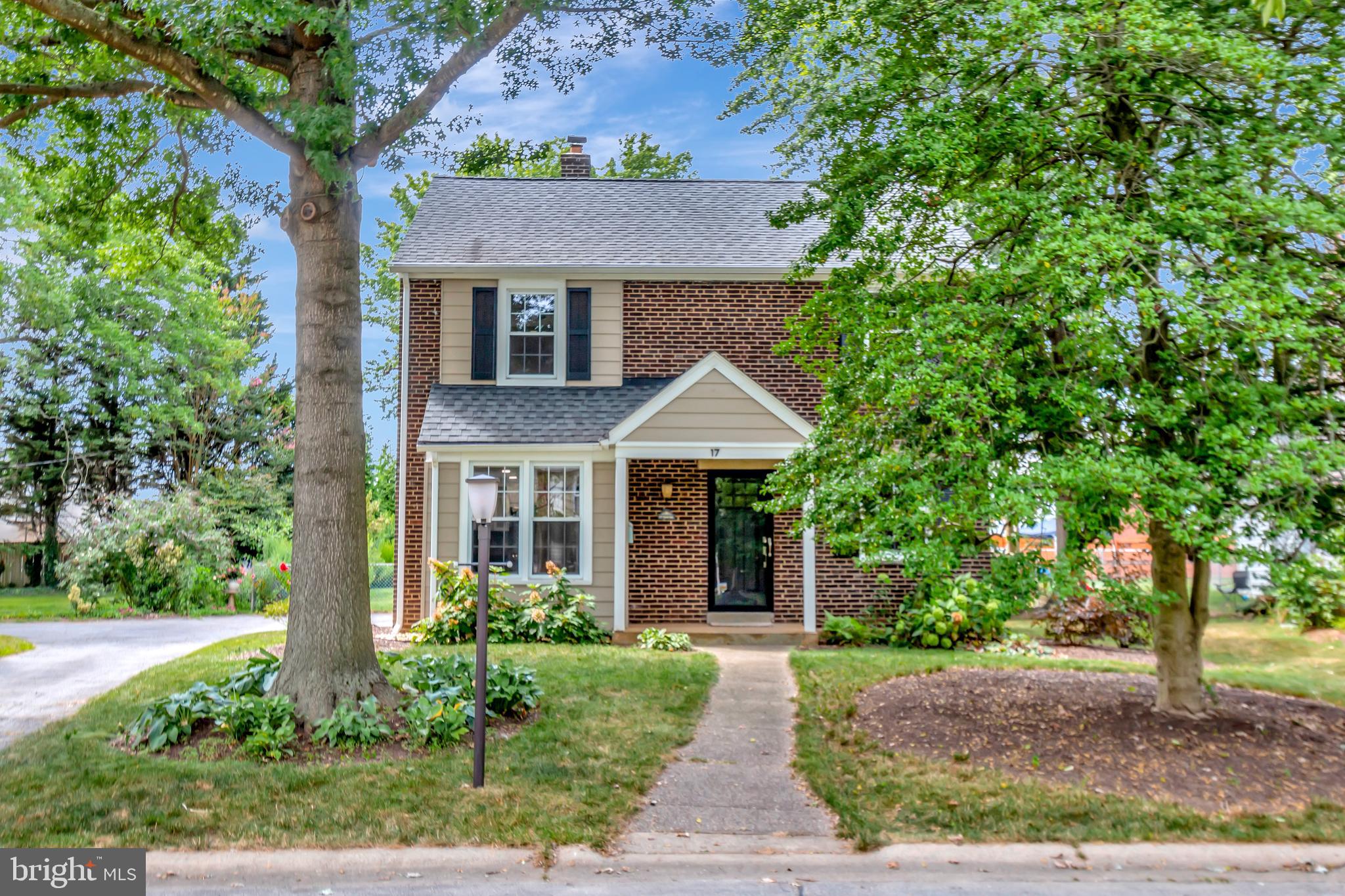 17 York Road Wilmington, DE 19803 - Photo 4 of 30 Excellent Curb Appeal