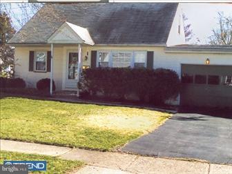 271 Clamer Road Ewing, NJ 08628 - Photo 1 of 6