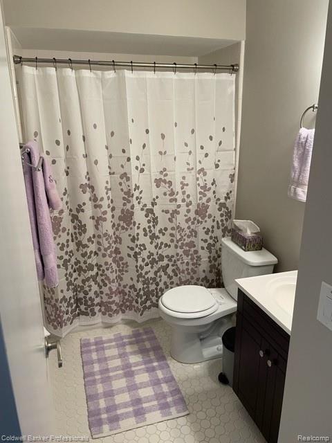 1199 South Sheldon Road, Unit J71 Plymouth, MI 48170 - Photo 19 of 37 Bathroom