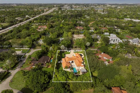 $4,599,000 | 7430 Southwest 66th Street, Miami, FL 33143