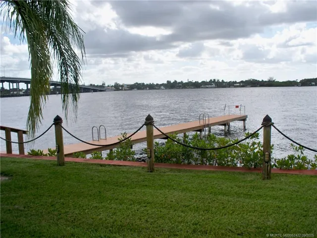 $1,900 | 1903 Southwest Palm City Road, Unit H, Stuart, FL 34994