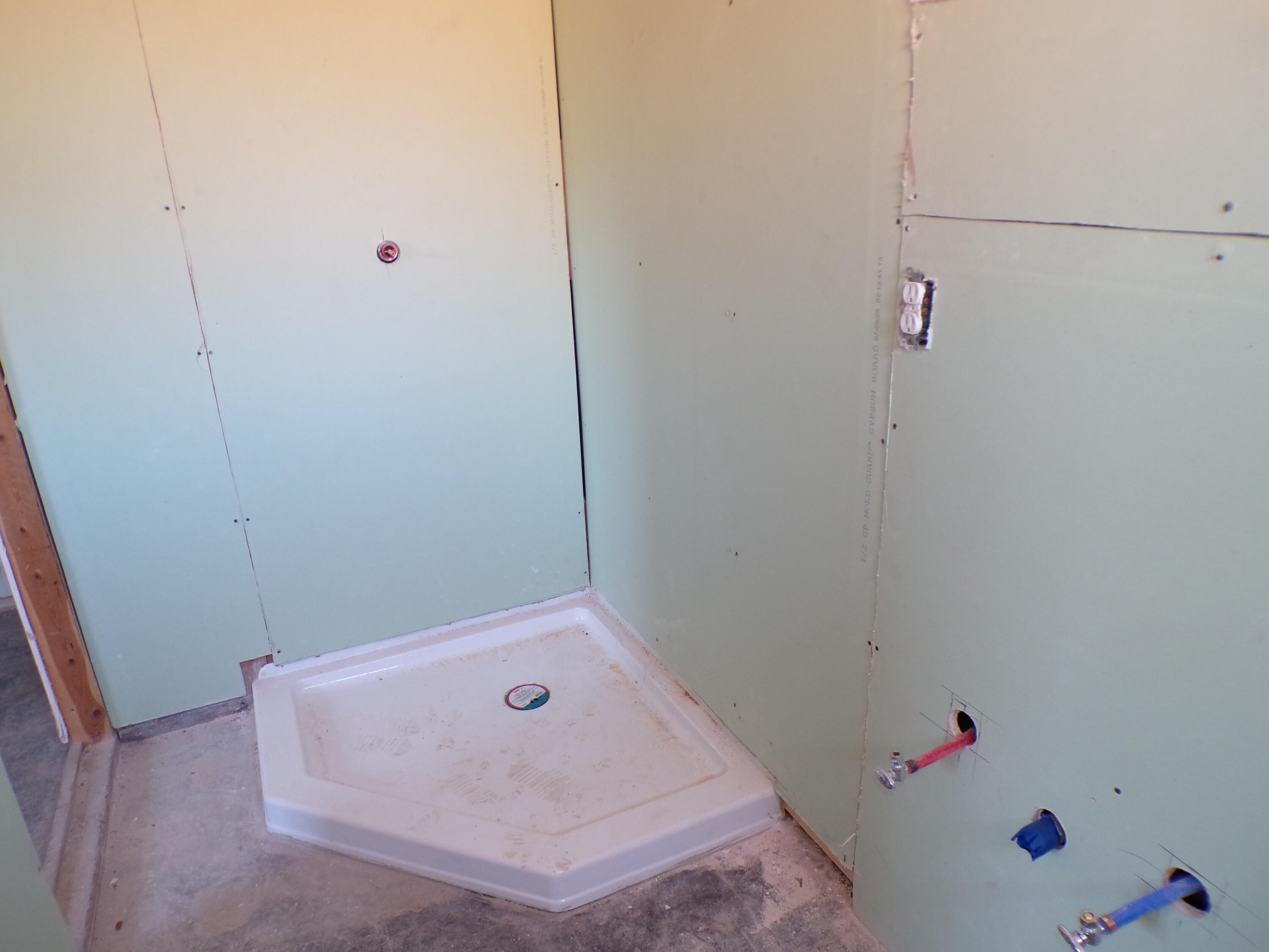 2829 66th Street Lubbock, TX 79413 - Photo 16 of 34 100_0190
