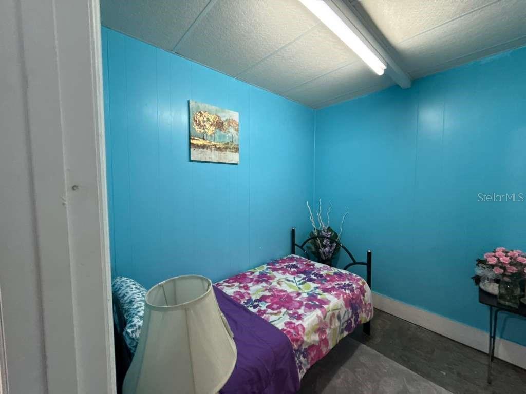 7917 Rideout Road Tampa, FL 33619 - Photo 20 of 51