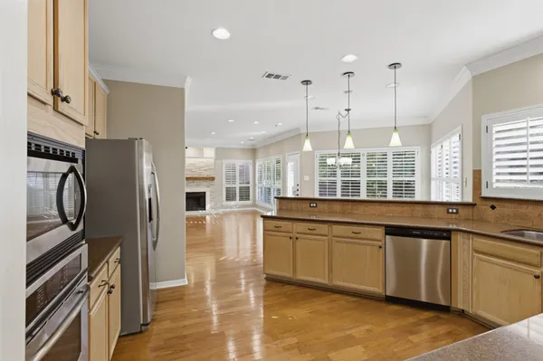 $875,000 | 5813 Miramonte Drive, Austin, TX 78759
