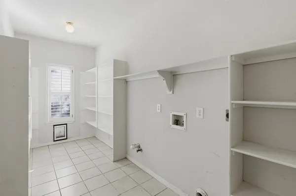 $875,000 | 5813 Miramonte Drive, Austin, TX 78759