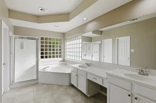 $875,000 | 5813 Miramonte Drive, Austin, TX 78759