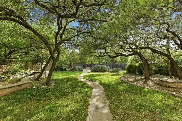 $875,000 | 5813 Miramonte Drive, Austin, TX 78759