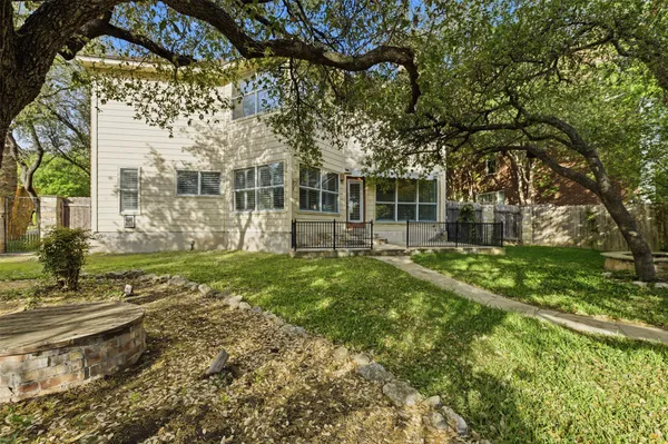 $875,000 | 5813 Miramonte Drive, Austin, TX 78759