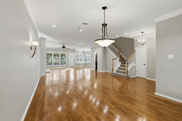 $875,000 | 5813 Miramonte Drive, Austin, TX 78759
