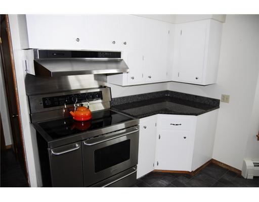 2 Mitchell Road Bath, ME 04530 - Photo 15 of 16 Kitchen.