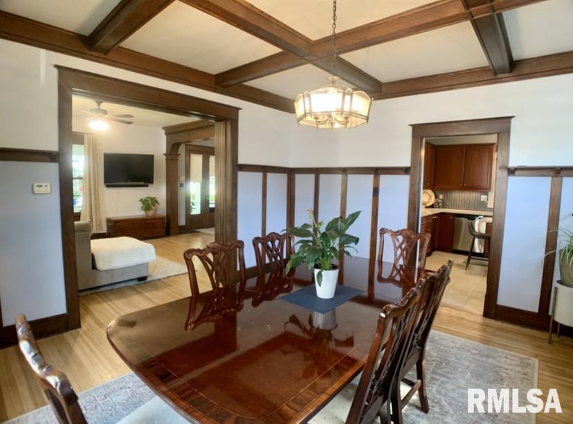 305 South Douglas Avenue Springfield, IL 62704 - Photo 14 of 26
