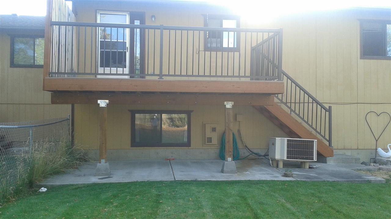917 South Calvin Road Spokane Valley, WA 99037 - Photo 3 of 9