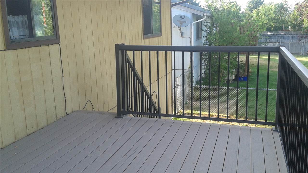 917 South Calvin Road Spokane Valley, WA 99037 - Photo 5 of 9