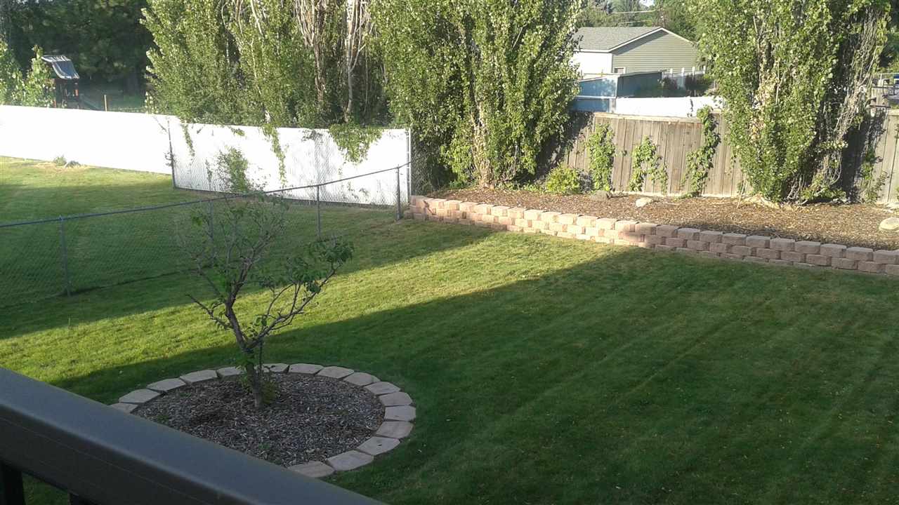 917 South Calvin Road Spokane Valley, WA 99037 - Photo 6 of 9