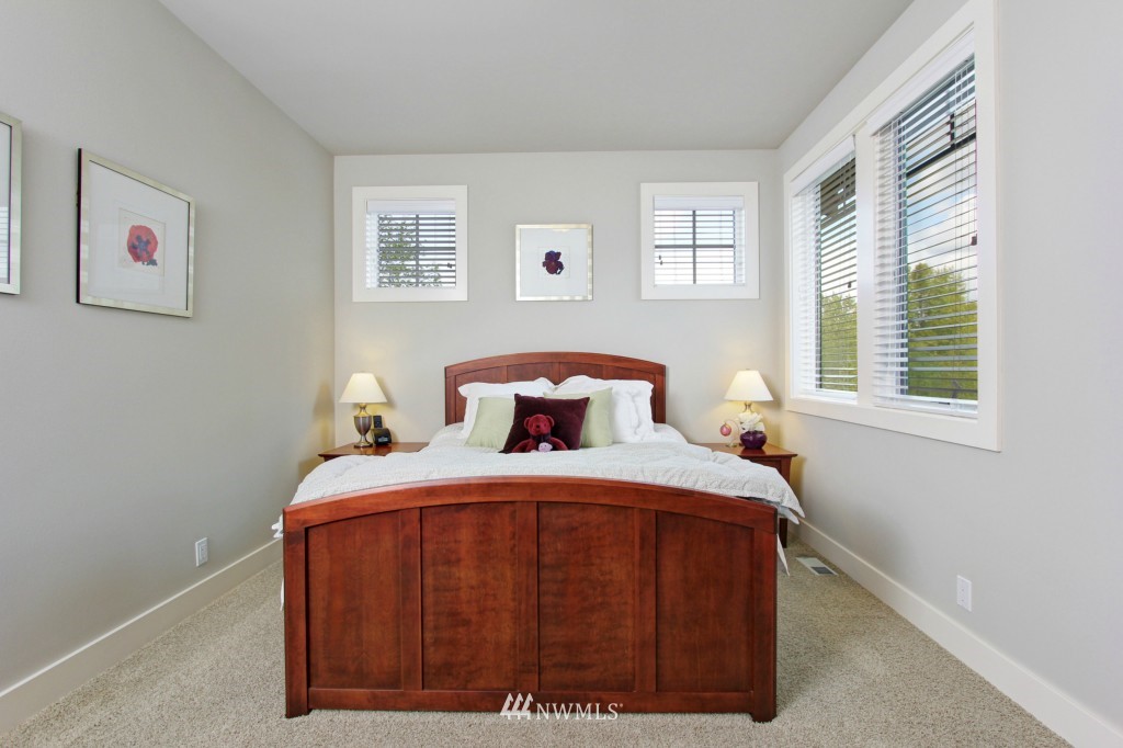 1006 North 42nd Place Renton, WA 98056 - Photo 16 of 25
