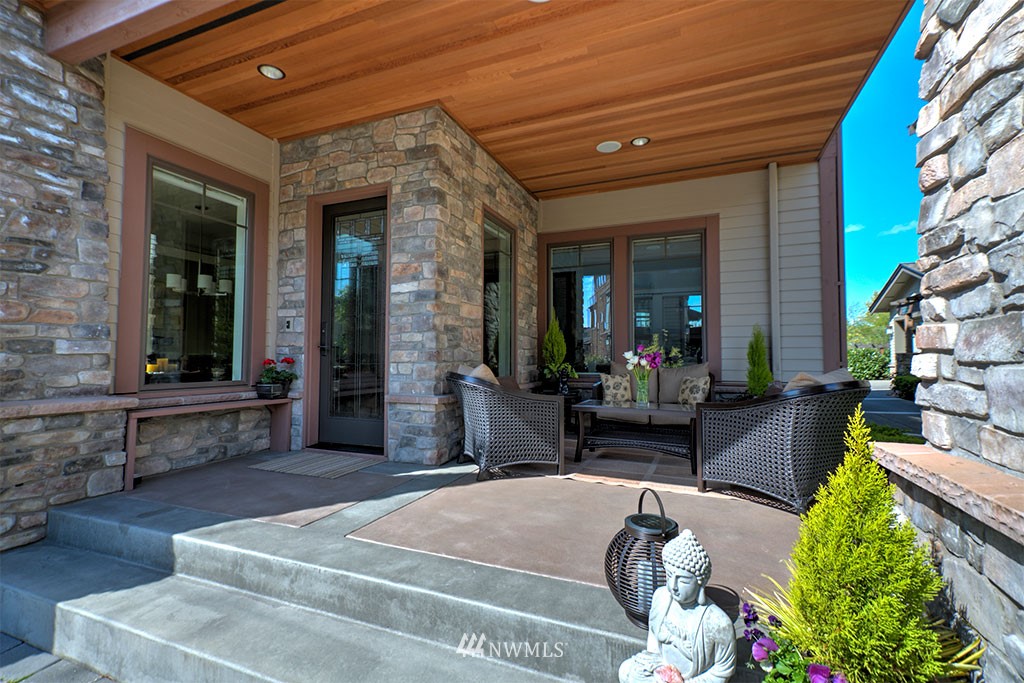 1006 North 42nd Place Renton, WA 98056 - Photo 3 of 25