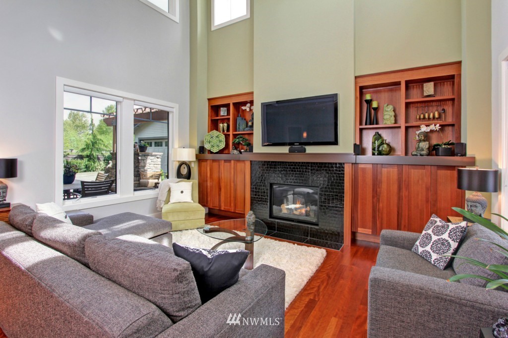 1006 North 42nd Place Renton, WA 98056 - Photo 4 of 25