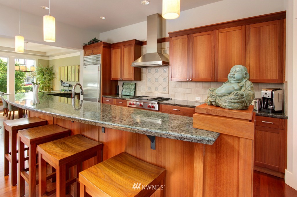 1006 North 42nd Place Renton, WA 98056 - Photo 8 of 25